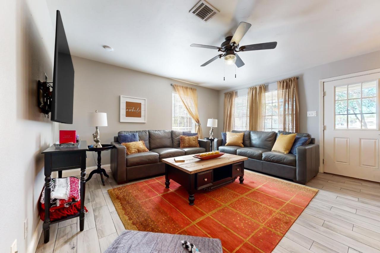 Meadow Creek Cottage Wimberley Εξωτερικό φωτογραφία